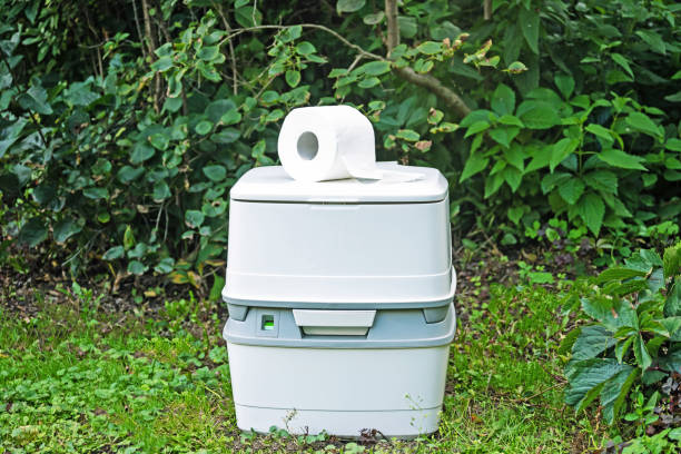 Best Luxury portable toilet rental  in Alderwood Manor, WA